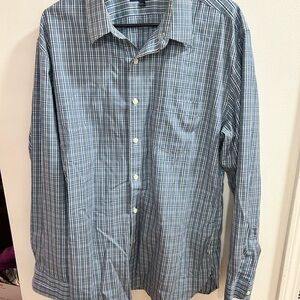 J.‎ Crew Men’s Size XL Blue and White Casual Button Down Long Sleeve Shirt
